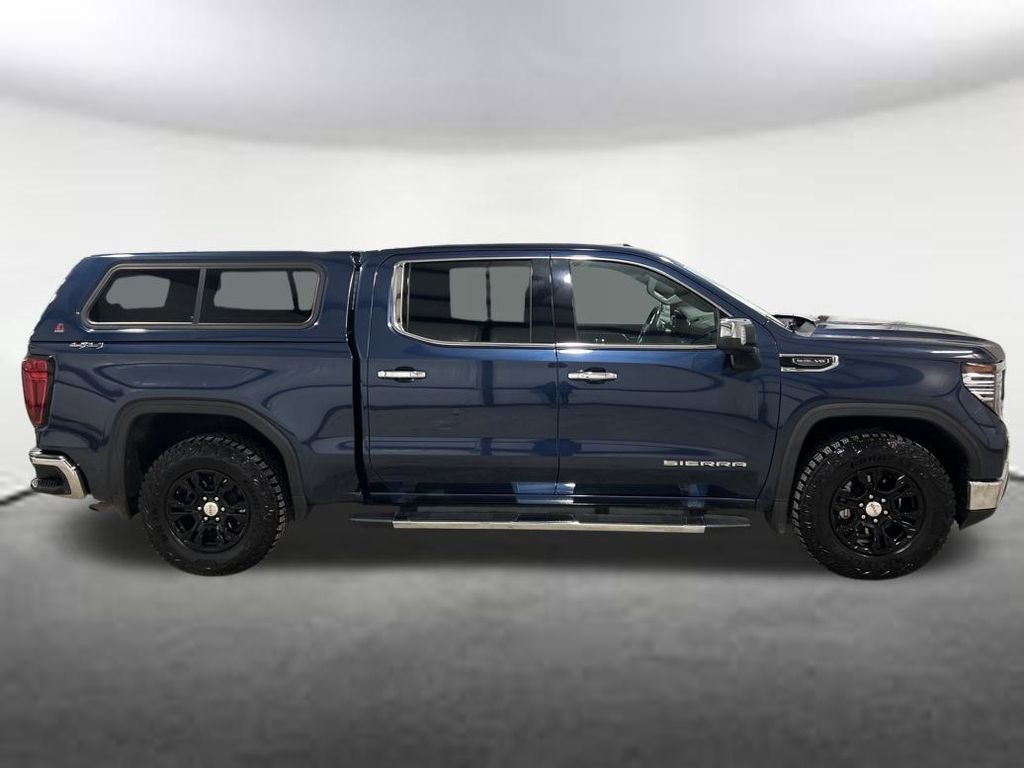 Used 2022 GMC Sierra 1500 SLT w/ SLT Convenience Package image 5