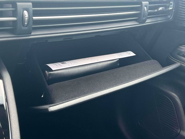 Used 2020 Lincoln Corsair AWD w/ Premium Package image 37