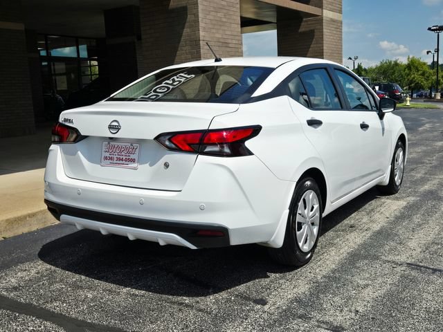 Used 2025 Nissan Versa S w/ Trunk Package FWD image 6