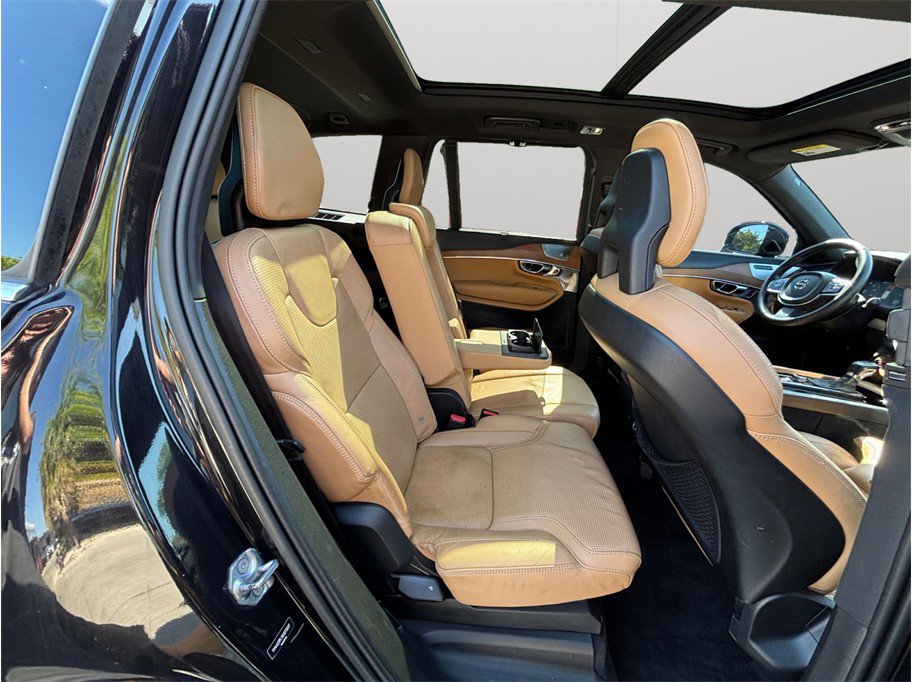 Used 2016 Volvo XC90 T6 Inscription w/ Vision Package image 45