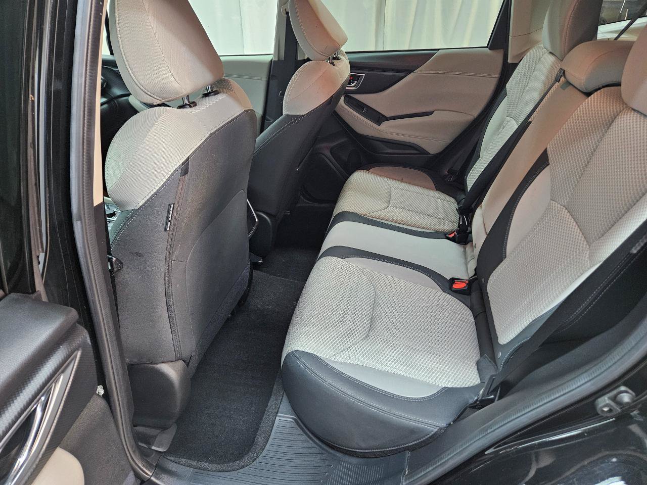 Used 2019 Subaru Forester Premium AWD/4WD image 16
