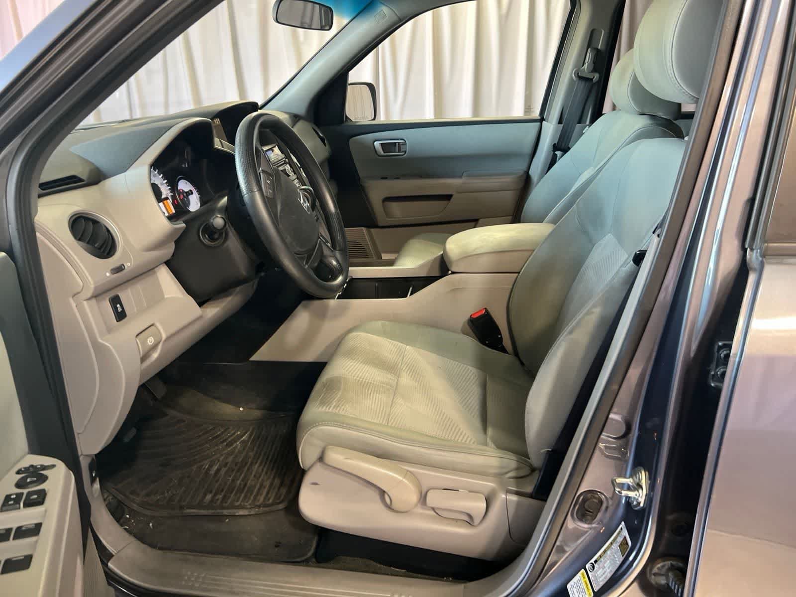 Used 2015 Honda Pilot LX image 8