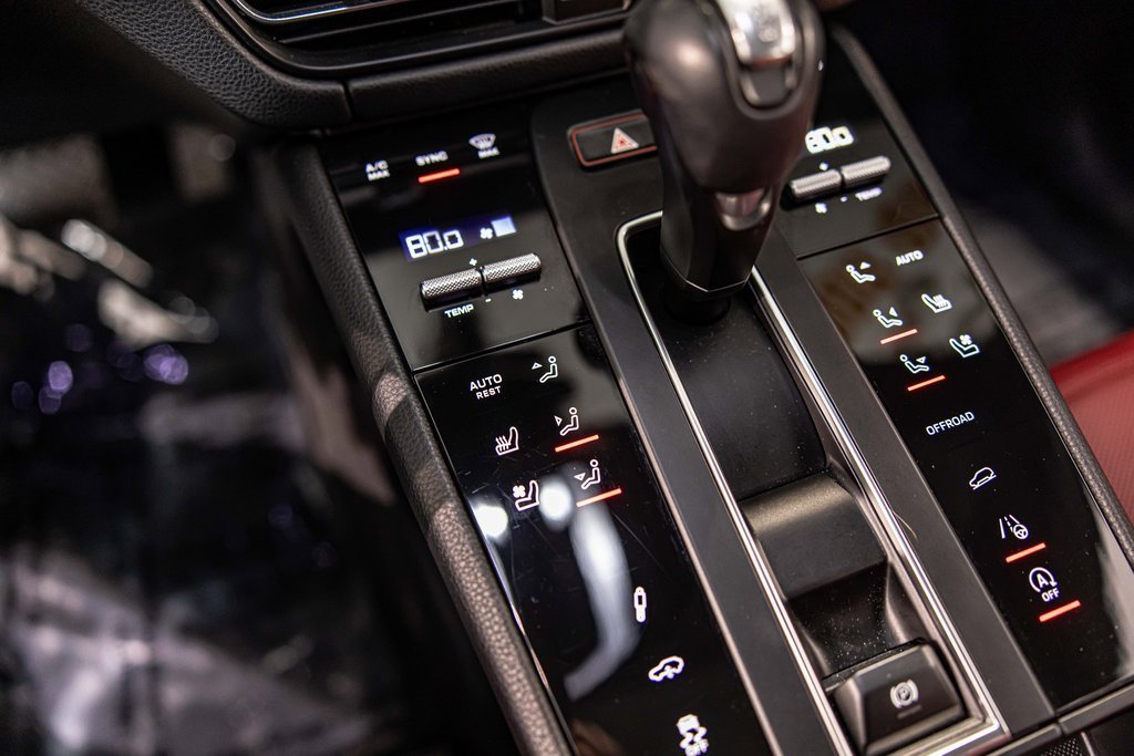 Used 2023 Porsche Macan S image 29