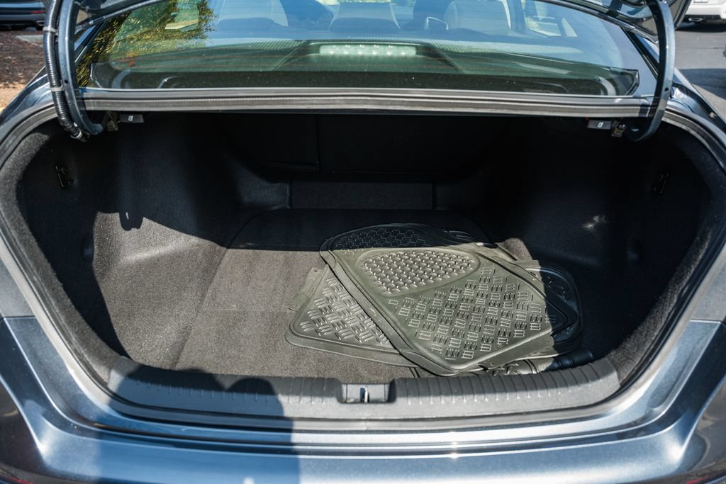 Used 2025 Honda Accord SE image 7