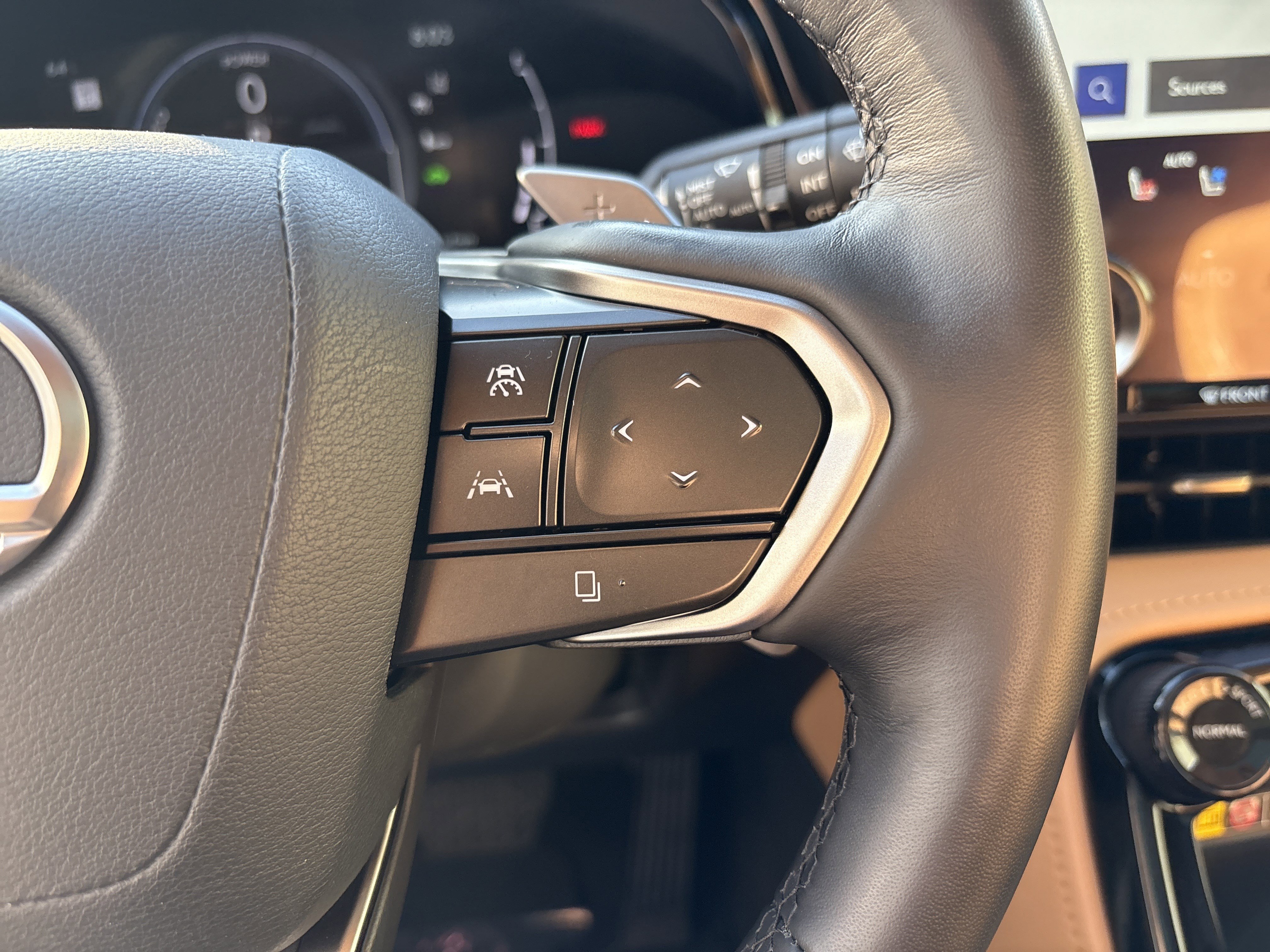 Used 2024 Lexus NX 350h AWD w/ Vision Package image 19