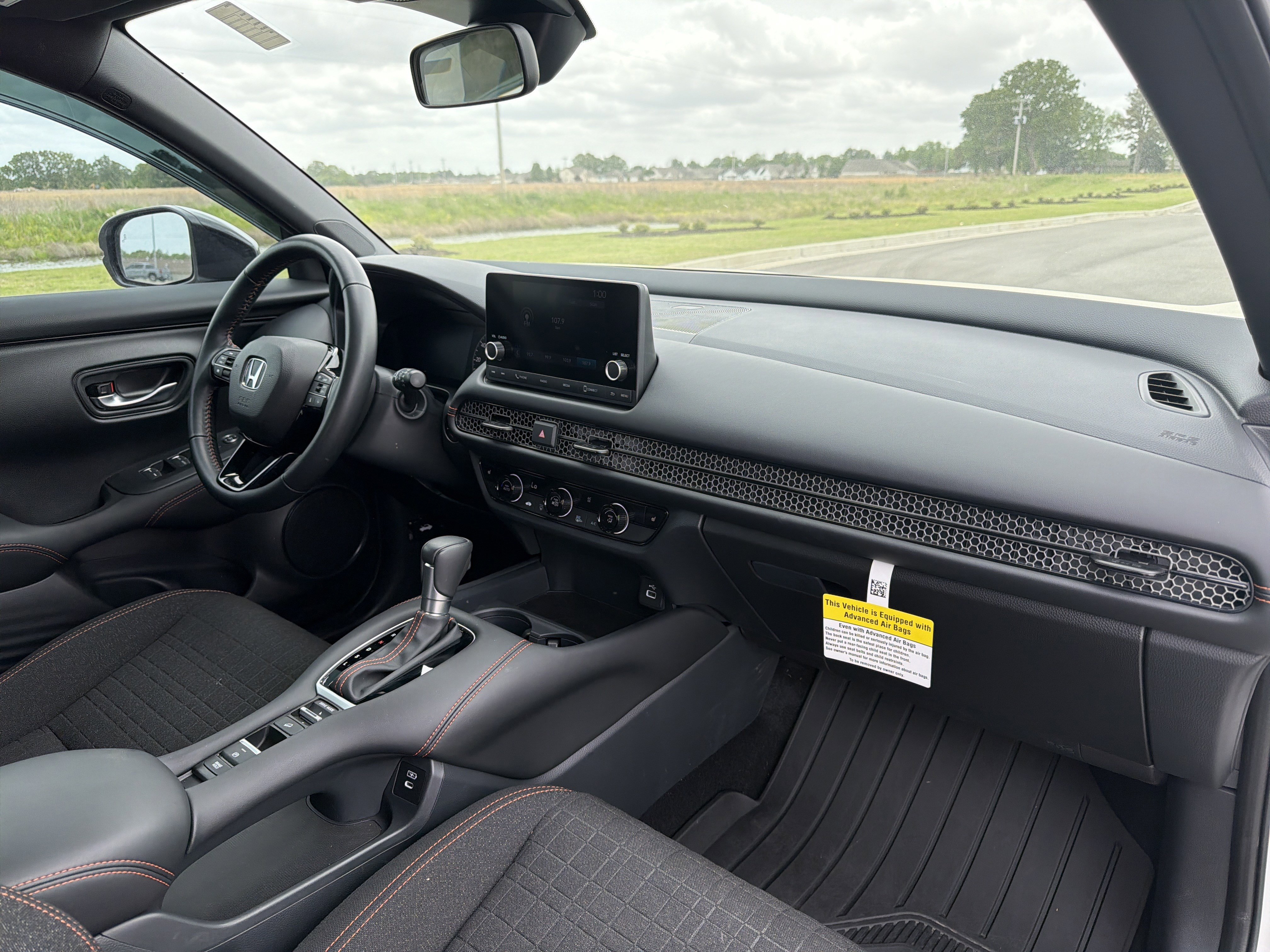 Certified 2025 Honda HR-V Sport image 14