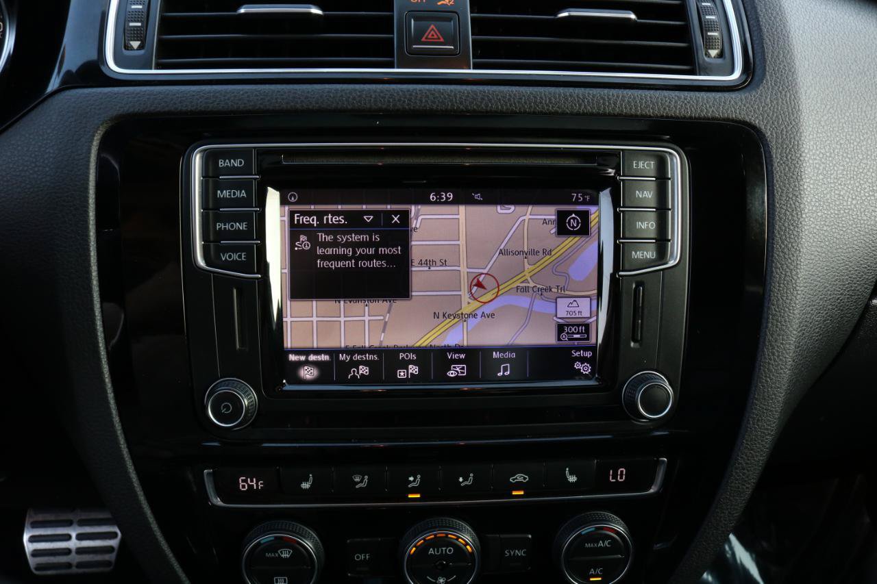 Used 2017 Volkswagen Jetta GLI FWD image 24