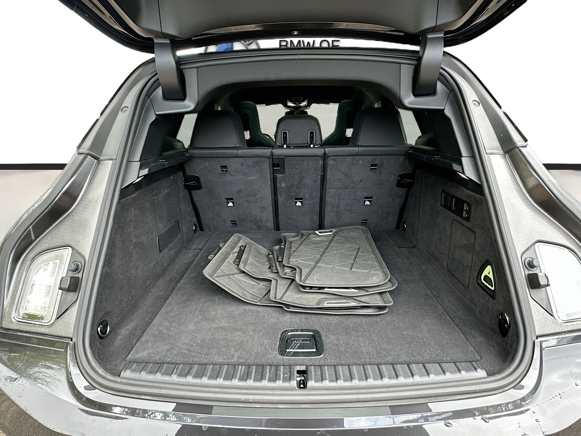 Certified 2025 BMW iX xDrive50 image 28