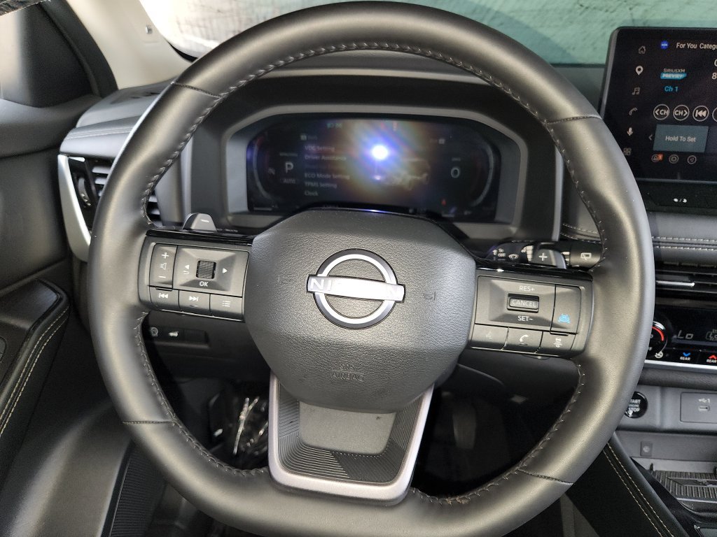 Used 2026 Nissan Rogue Platinum w/ Platinum Premium Package AWD/4WD image 26