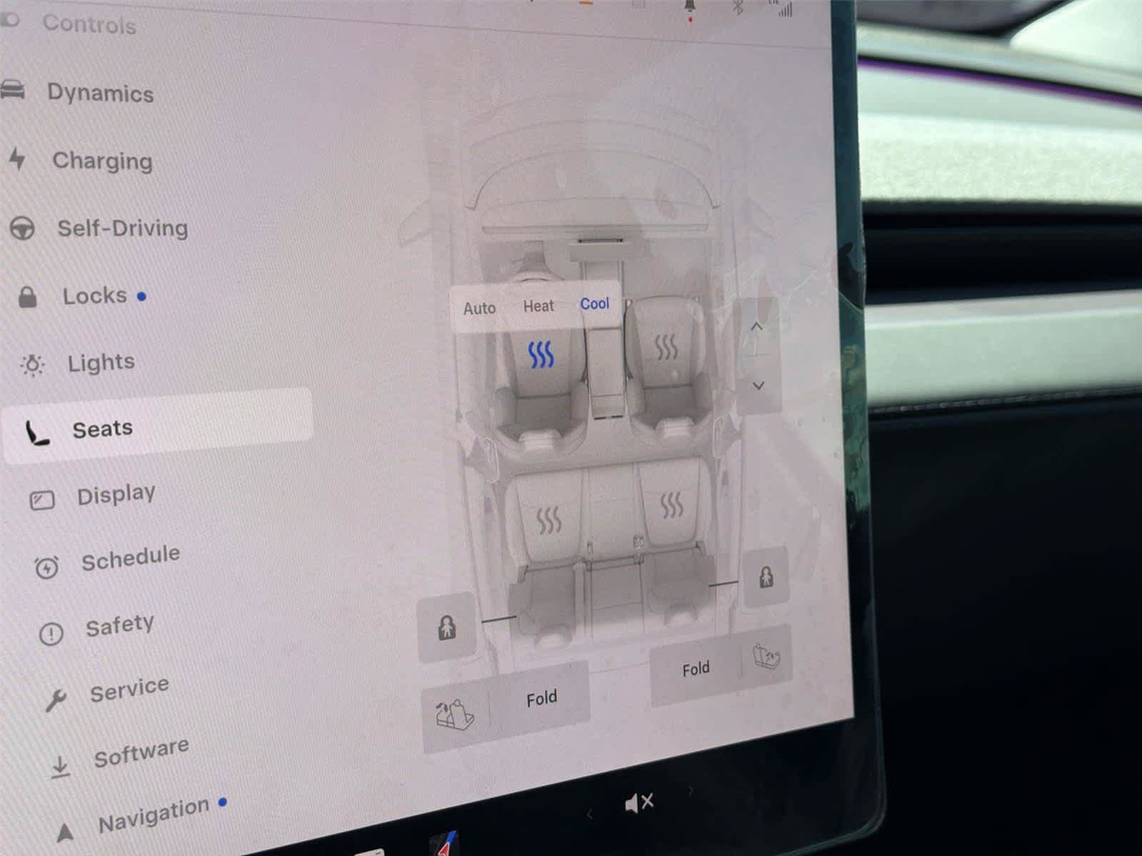 Used 2026 Tesla Model Y AWD image 38
