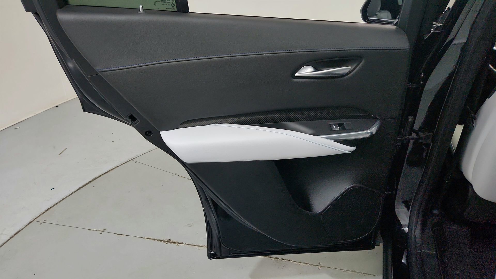 Certified 2024 Cadillac XT4 Sport AWD/4WD image 24