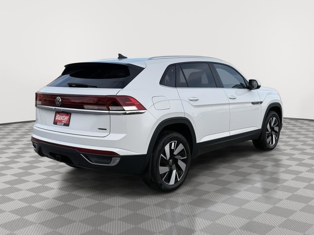 New 2026 Volkswagen Atlas Cross Sport SE image 3