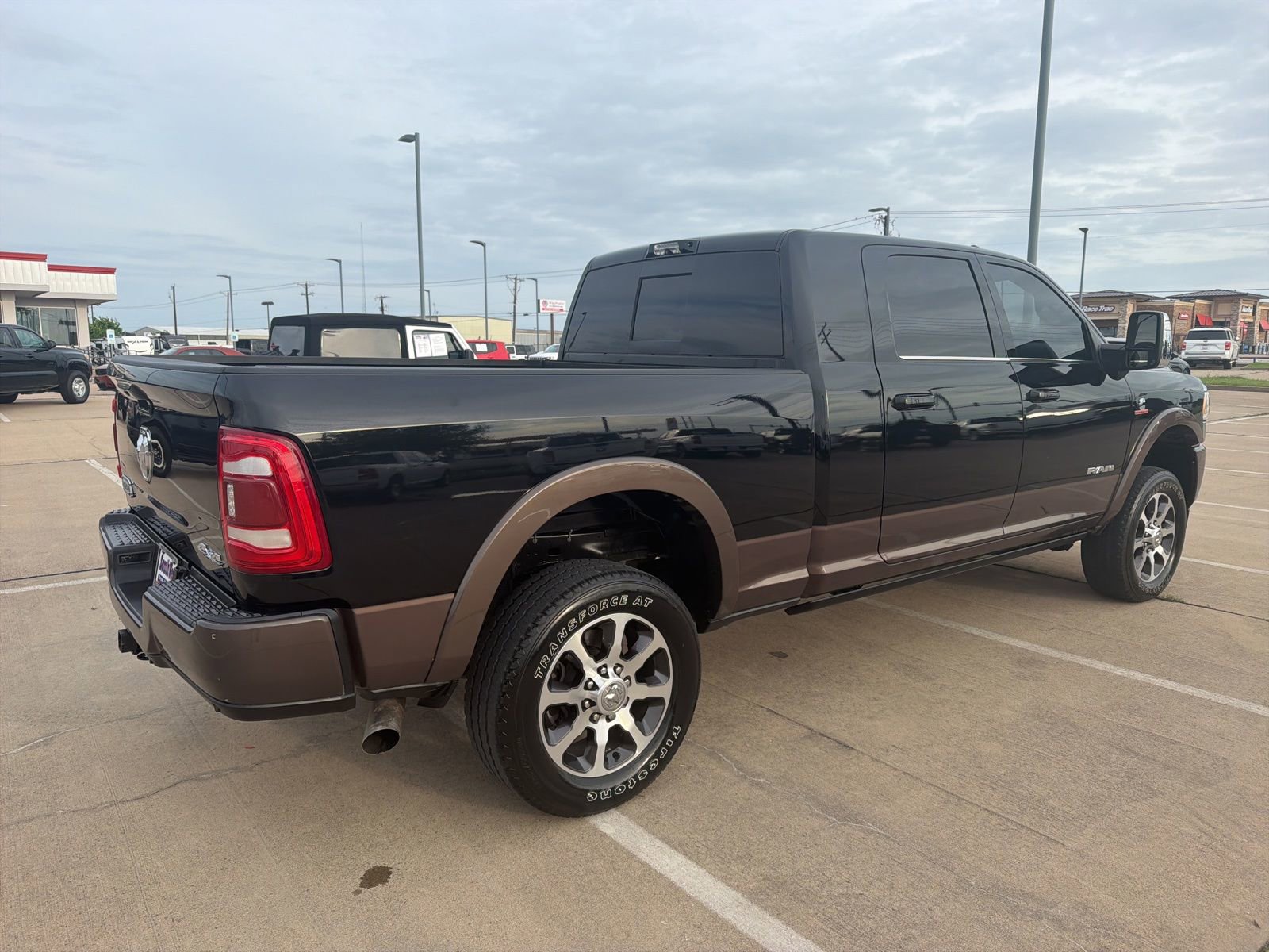 Used 2024 RAM 2500 Limited w/ Towing Technology Group AWD/4WD image 5