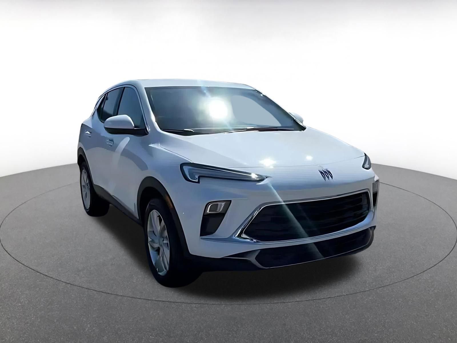 Used 2025 Buick Encore GX Preferred image 3