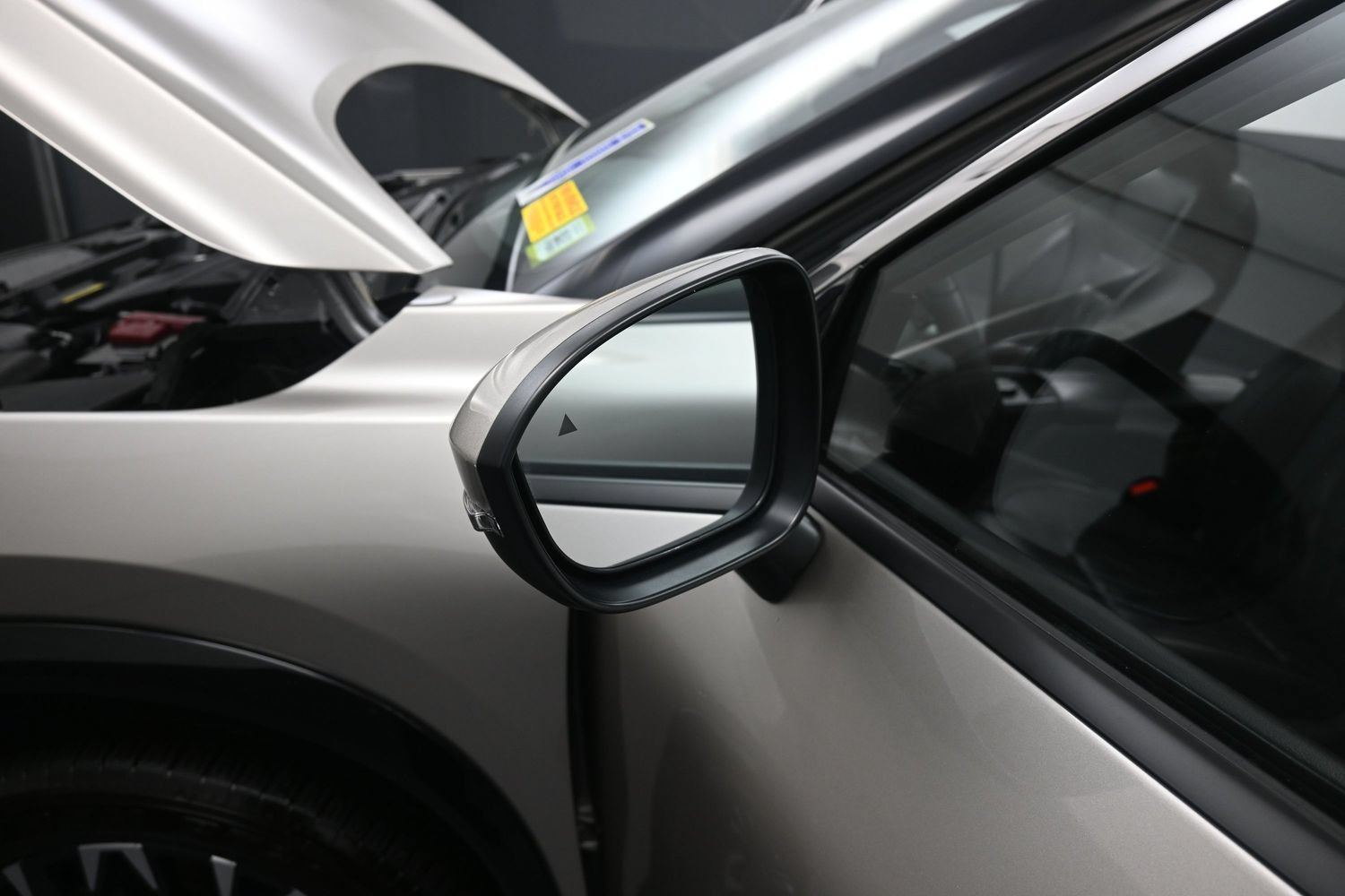 Used 2024 Nissan Rogue Platinum AWD/4WD image 18
