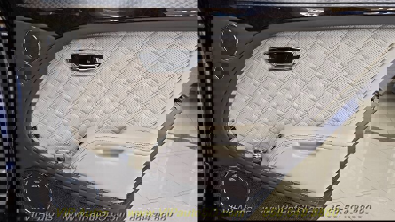 Used 2013 Bentley Mulsanne RWD image 23