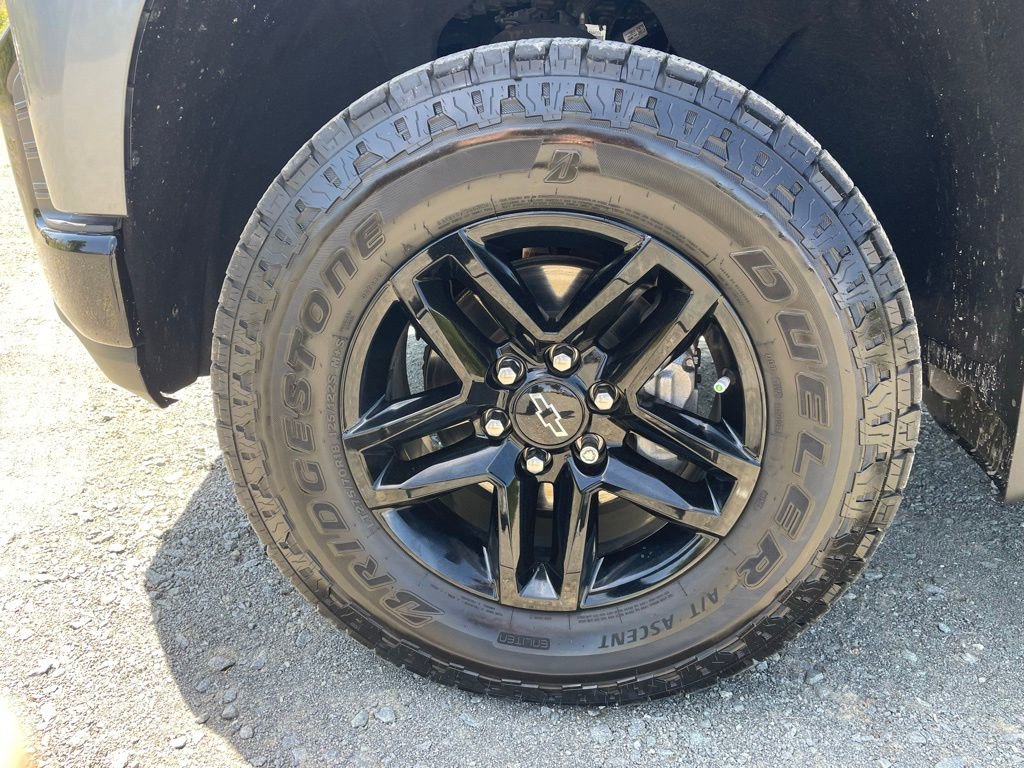 Used 2021 Chevrolet Silverado 1500 Custom Trail Boss AWD/4WD image 18