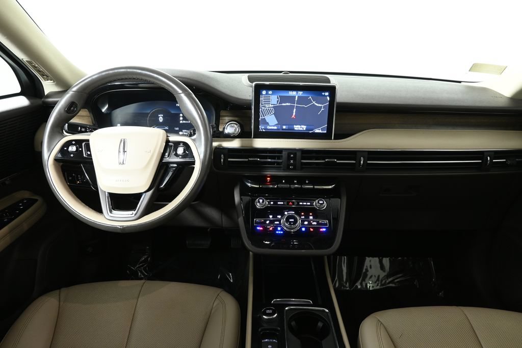 Used 2022 Lincoln Corsair Reserve w/ Equipment Group 201A AWD/4WD image 17