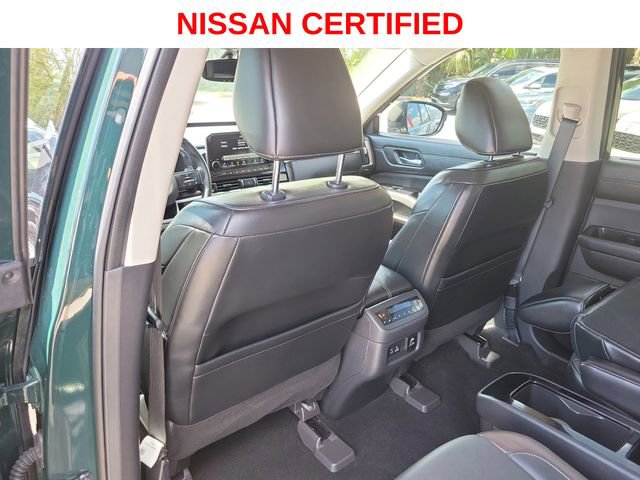 Certified 2022 Nissan Pathfinder Platinum w/ Cargo Package AWD/4WD image 14