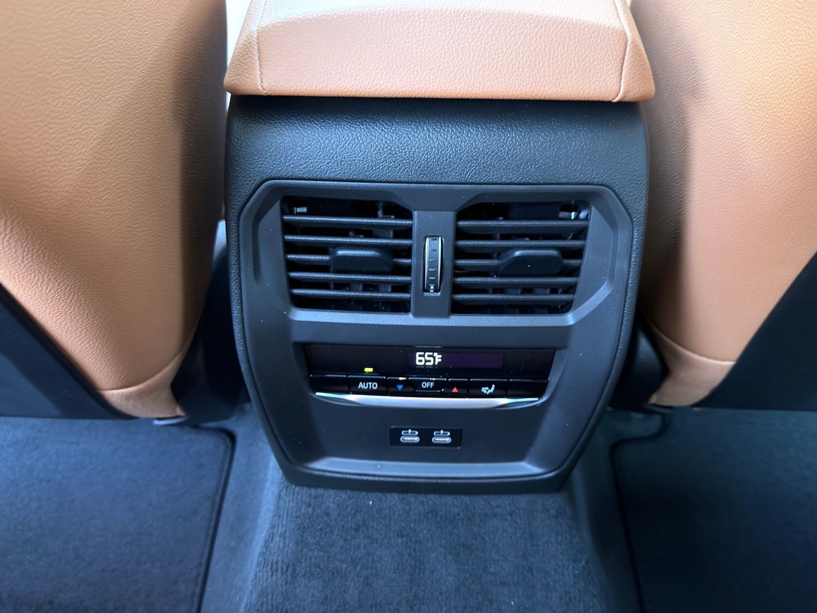 New 2026 BMW 330i Sedan w/ M Sport Package RWD image 16
