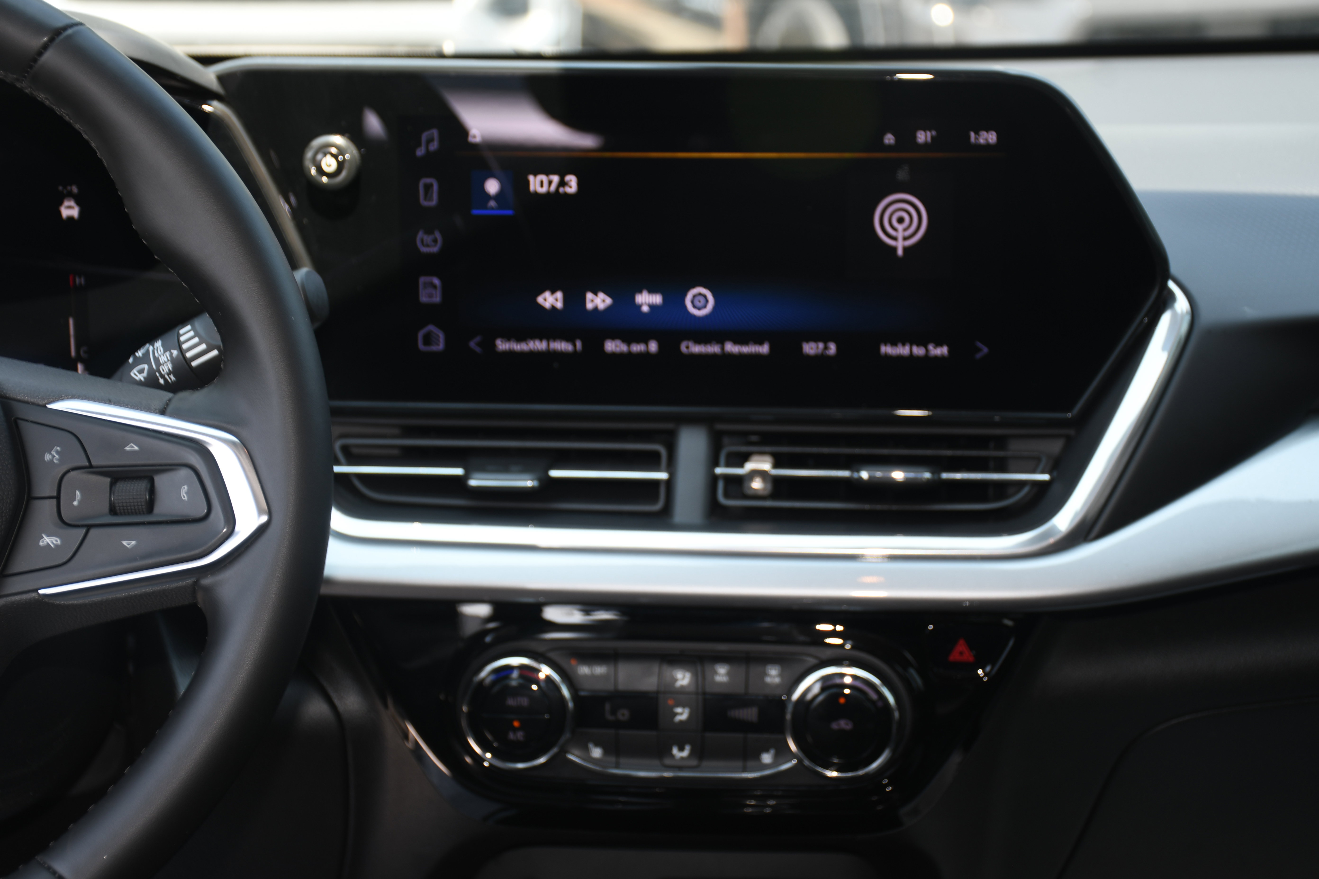 Used 2024 Chevrolet Trax LT w/ Driver Confidence Package image 16