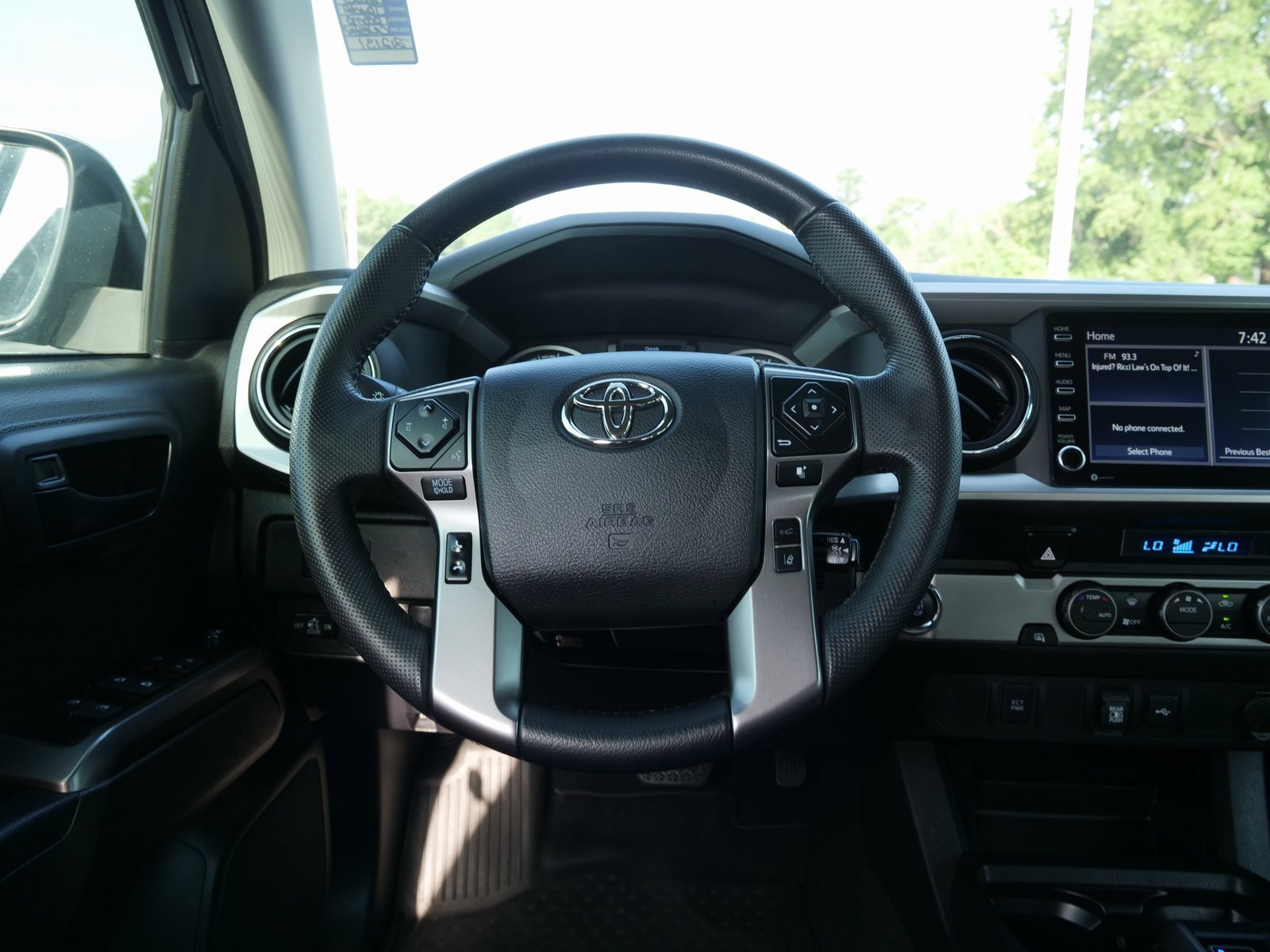 Used 2023 Toyota Tacoma SR5 image 18