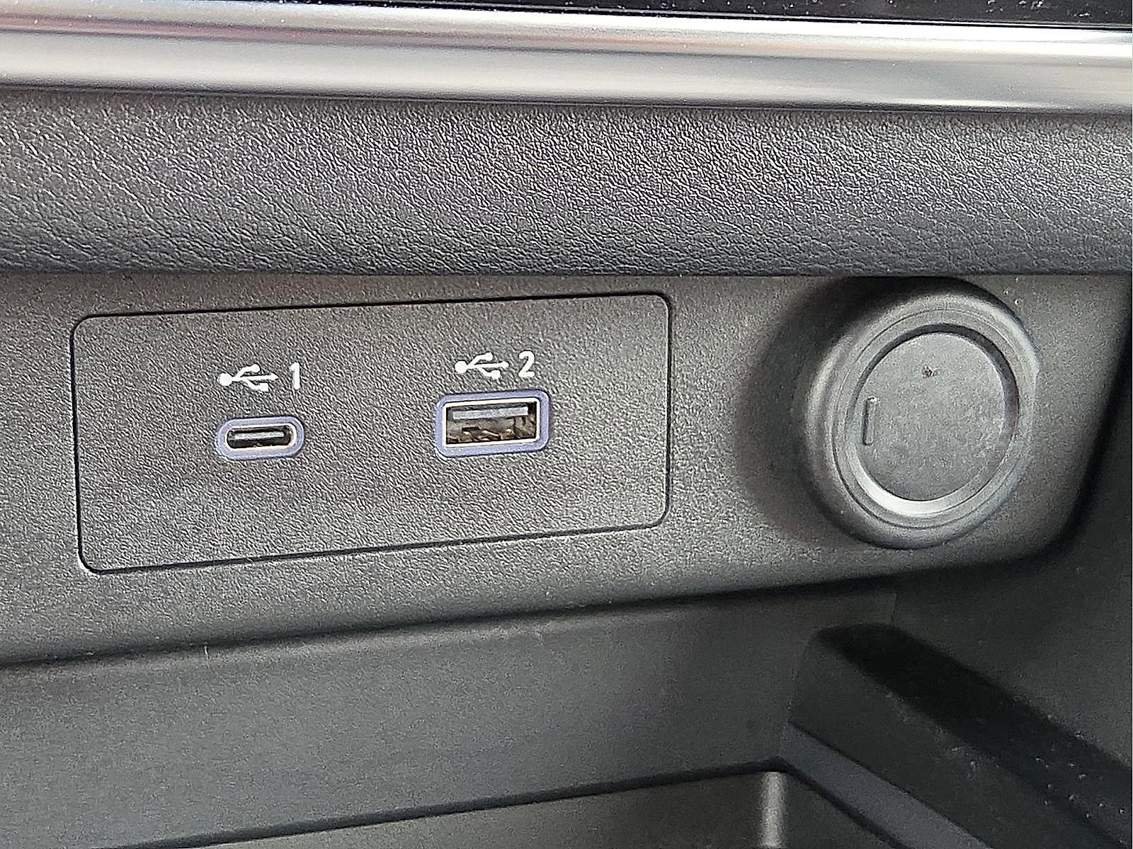 Used 2021 Nissan Rogue S image 17
