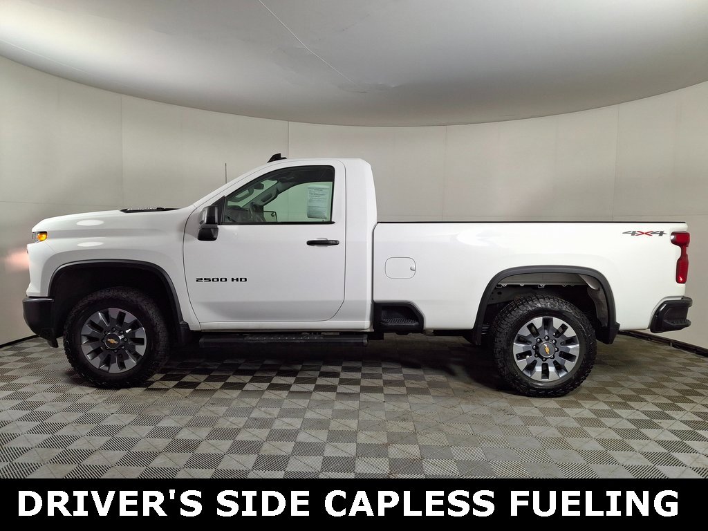 Used 2024 Chevrolet Silverado 2500 W/T w/ WT Convenience Package image 2