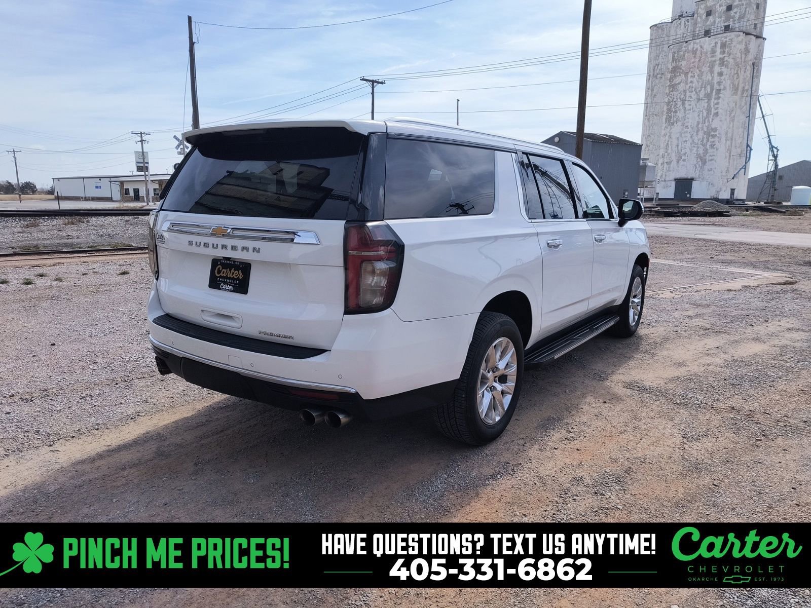 Used 2023 Chevrolet Suburban Premier image 9