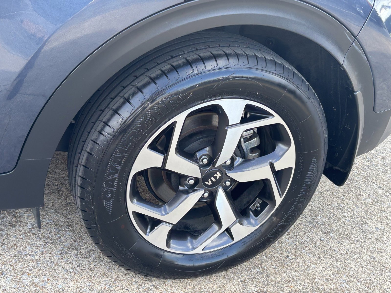 Used 2022 Kia Sportage LX image 13