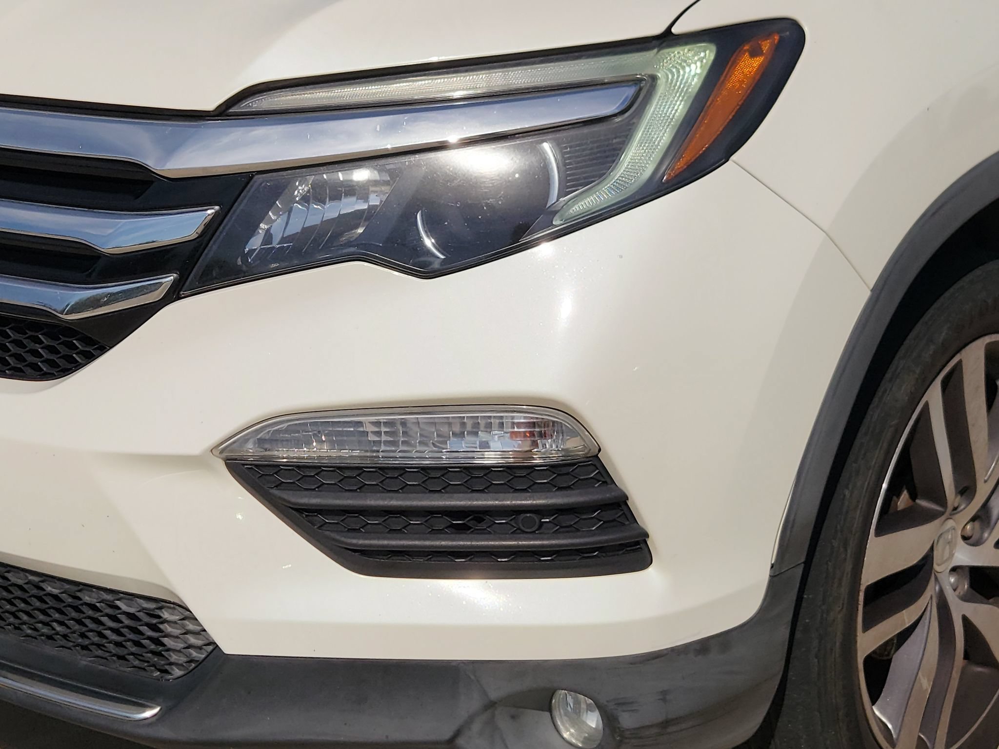 Used 2017 Honda Pilot Touring image 10