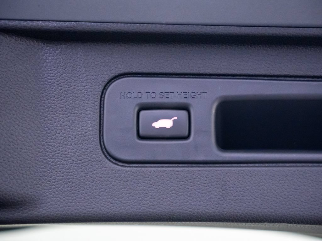 Certified 2025 Honda Pilot TrailSport image 30