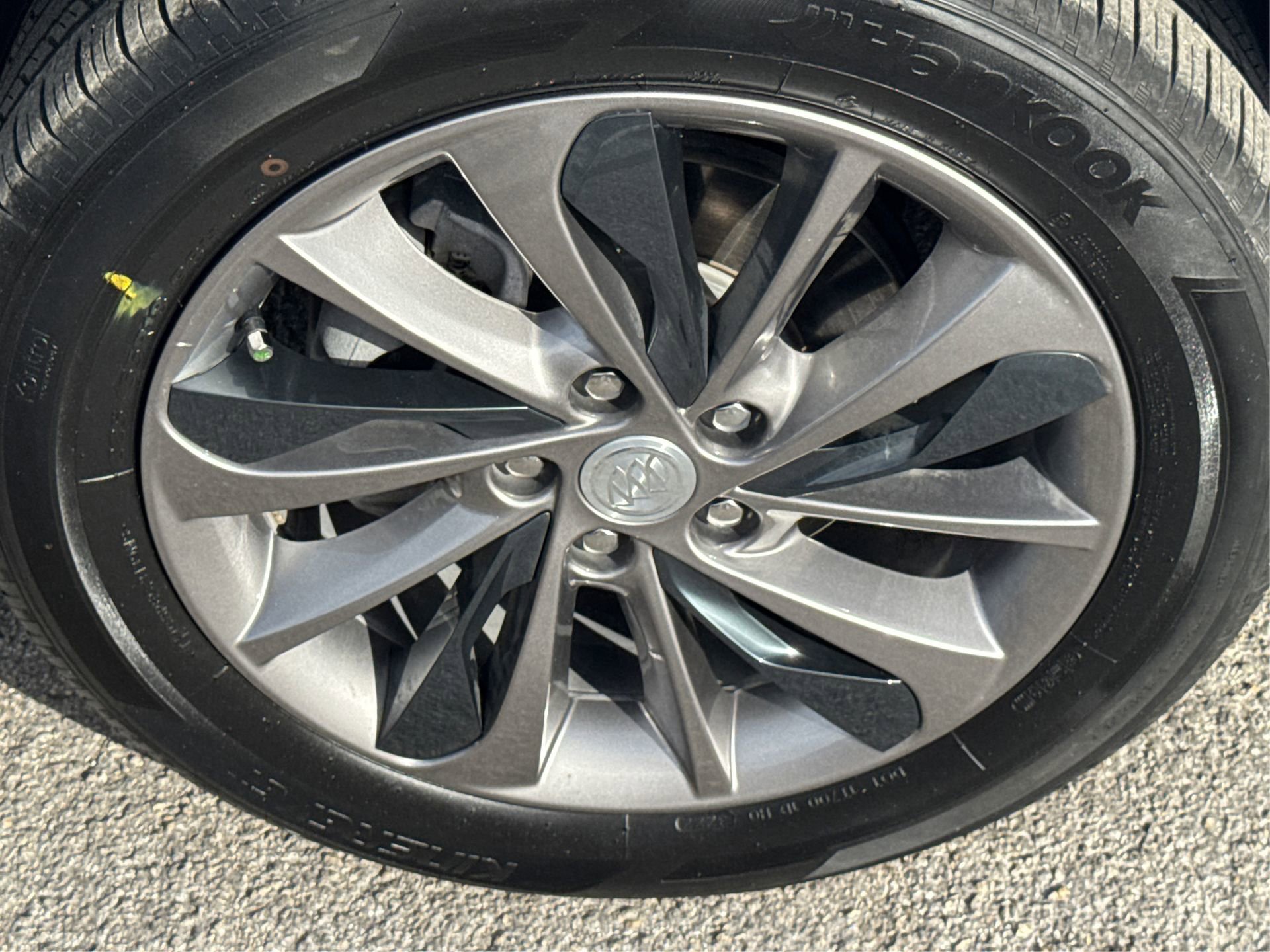 Used 2023 Buick Encore GX Select w/ Sport Touring Package image 15