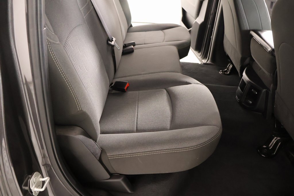 Used 2024 RAM 2500 Tradesman w/ Chrome Appearance Group image 13