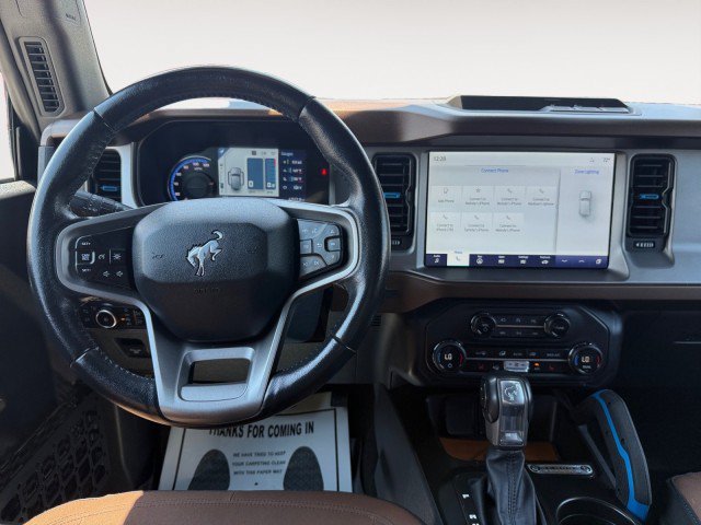 Used 2023 Ford Bronco Outer Banks AWD/4WD image 2