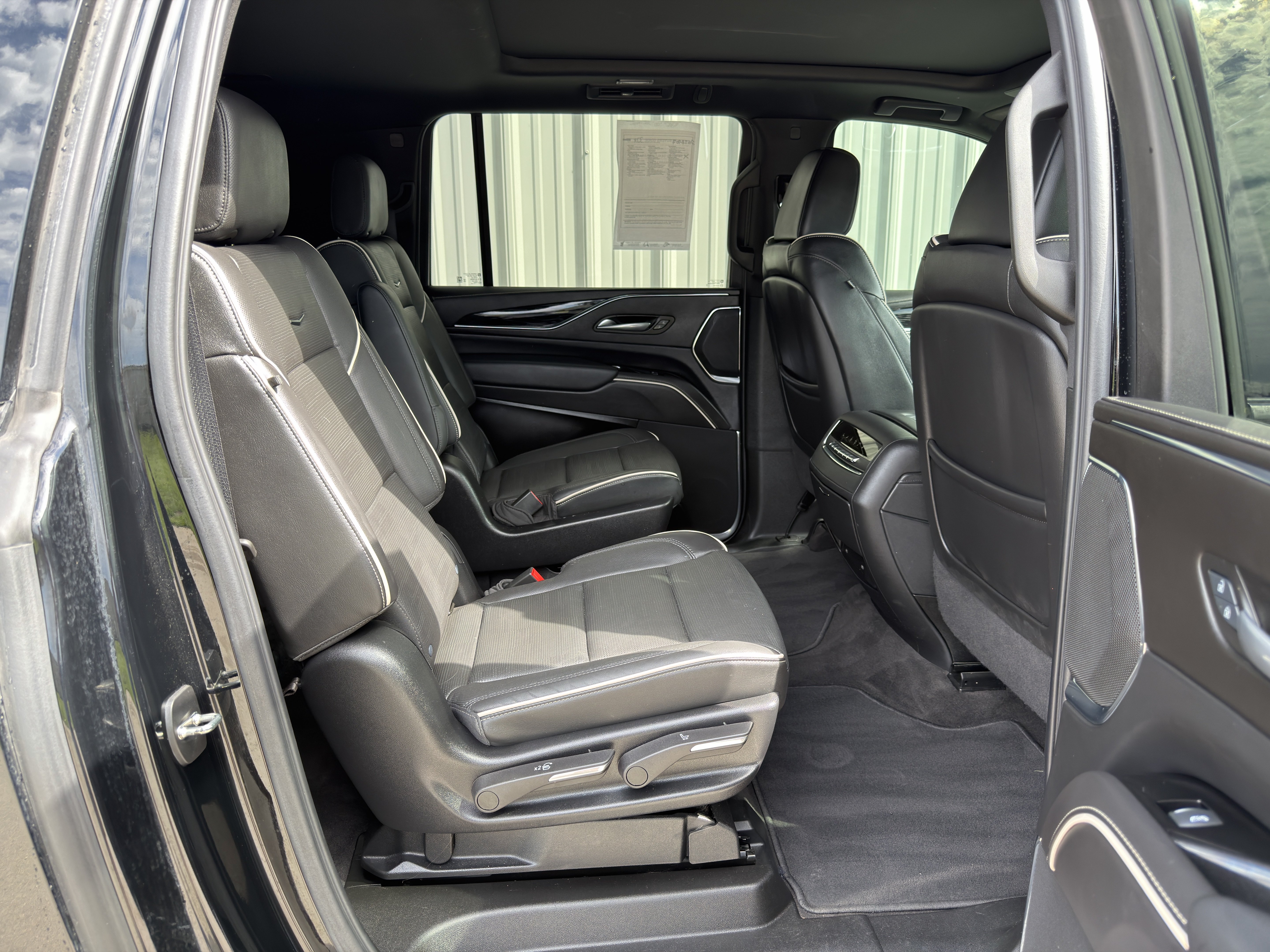Certified 2024 Cadillac Escalade ESV Sport w/ Touring Package AWD/4WD image 22