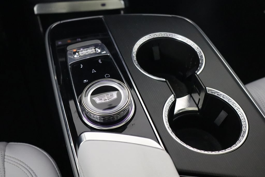 Used 2024 Cadillac Lyriq Luxury RWD image 29