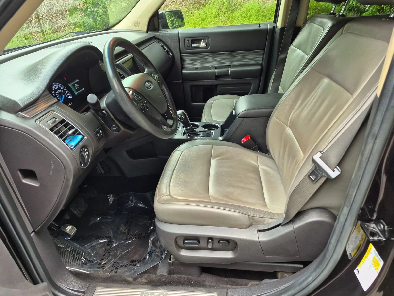 Used 2019 Ford Flex Limited w/ Limited Appearance Package AWD/4WD image 22