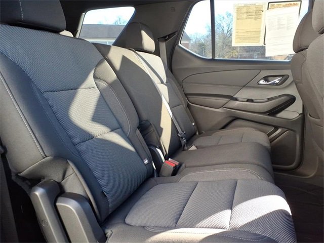 Certified 2022 Chevrolet Traverse LT w/ LPO, Floor Liner Package image 13