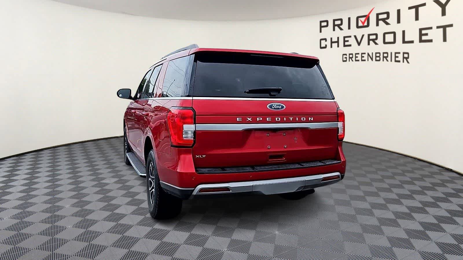 Used 2022 Ford Expedition XLT RWD image 7