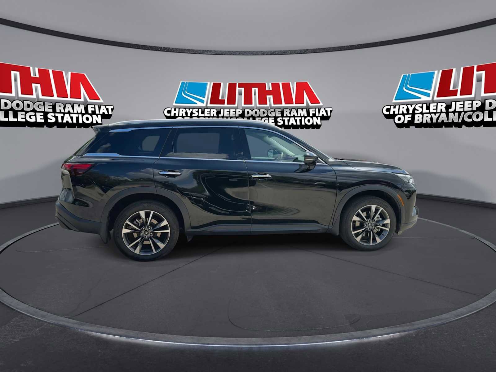 Used 2023 INFINITI QX60 Luxe image 8