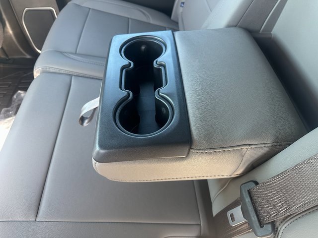 New 2025 GMC Sierra 3500 SLT w/ SLT Convenience Package image 26