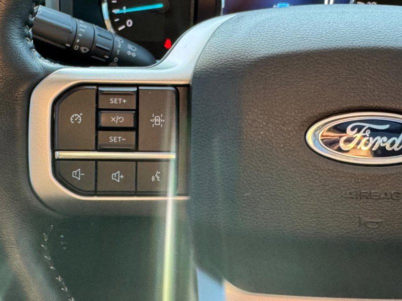 Used 2022 Ford Expedition Max XLT image 23