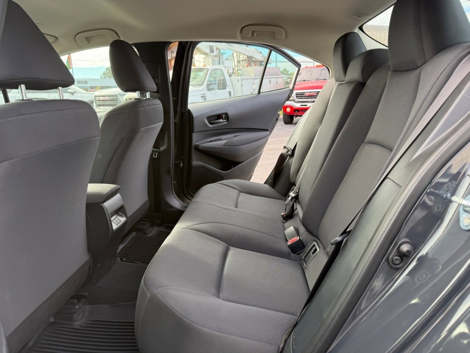 Used 2024 Toyota Corolla LE image 14