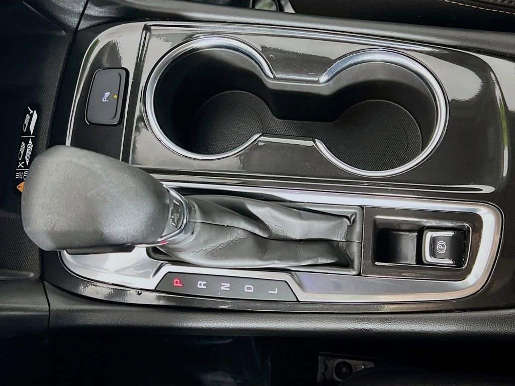 Used 2022 Chevrolet Equinox Premier image 16