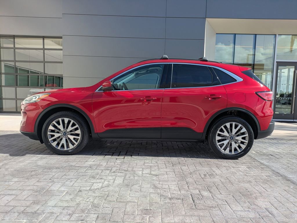 Used 2022 Ford Escape Titanium AWD/4WD image 8