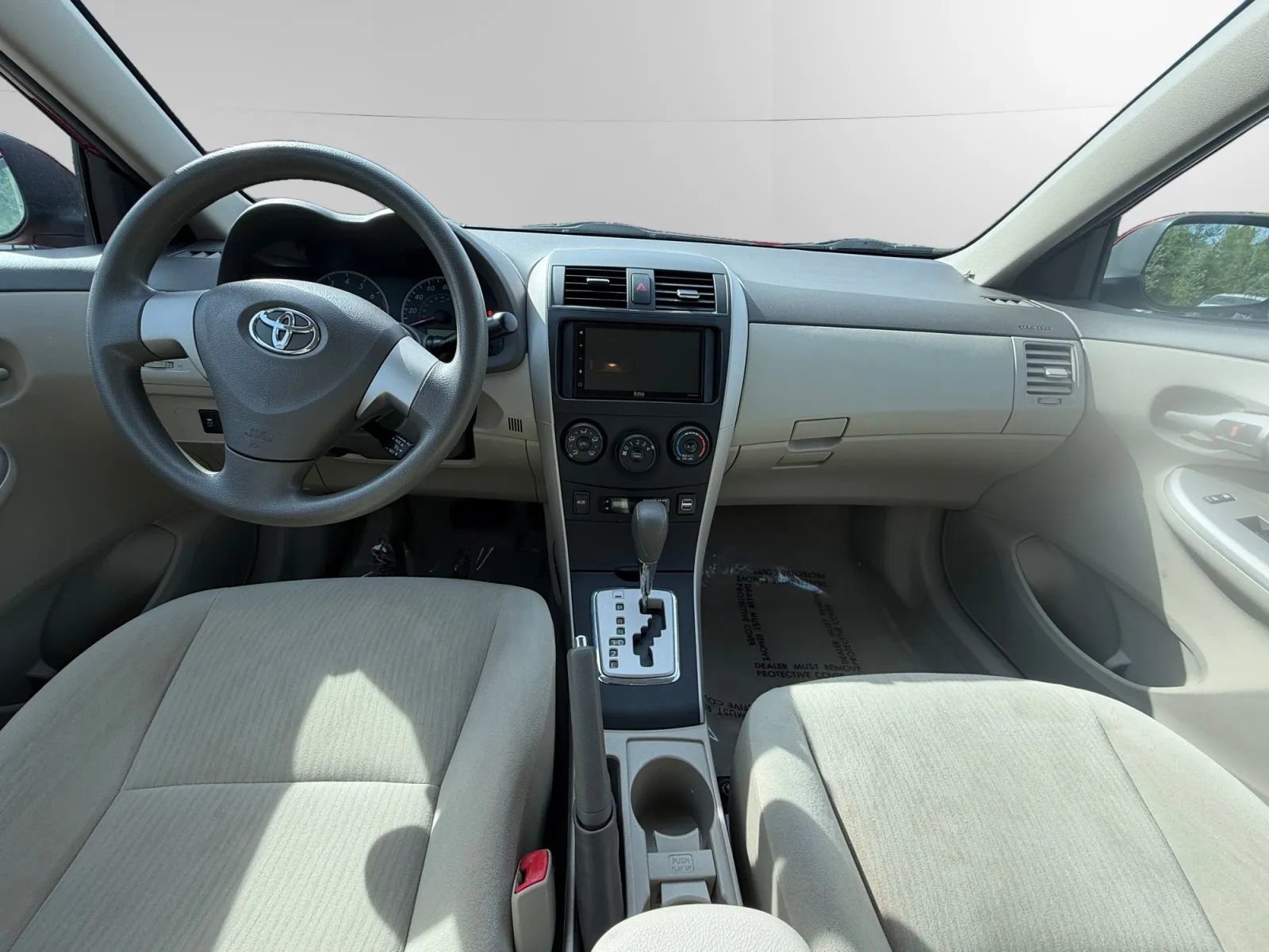 Used 2010 Toyota Corolla LE FWD image 11