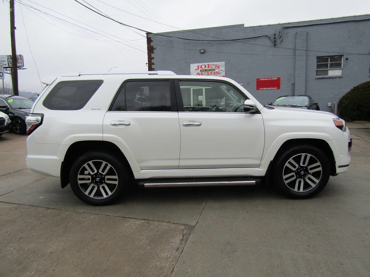 Used 2019 Toyota 4Runner Limited image 7