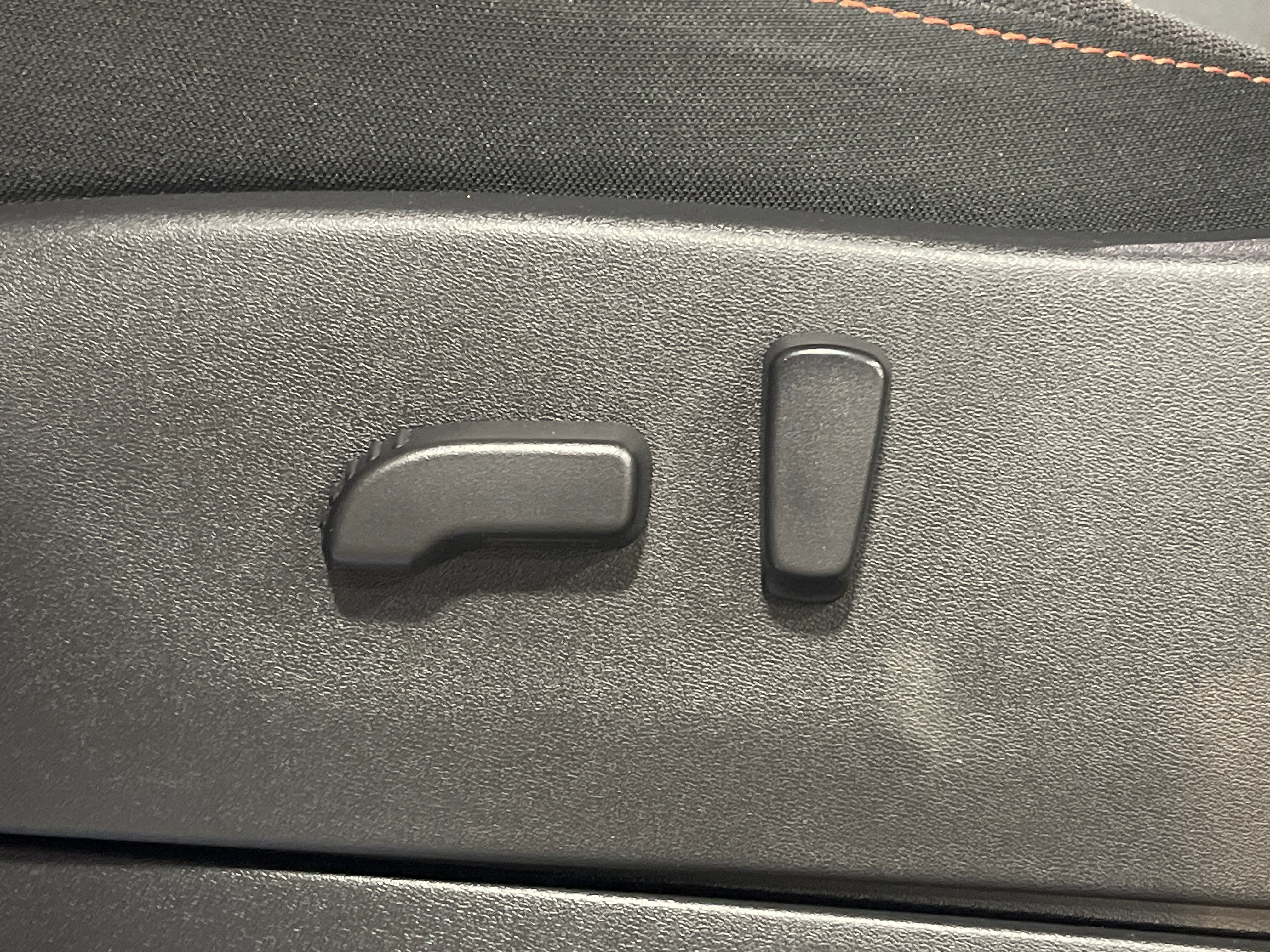 Used 2023 Nissan Frontier PRO-4X w/ Pro Convenience Package image 13