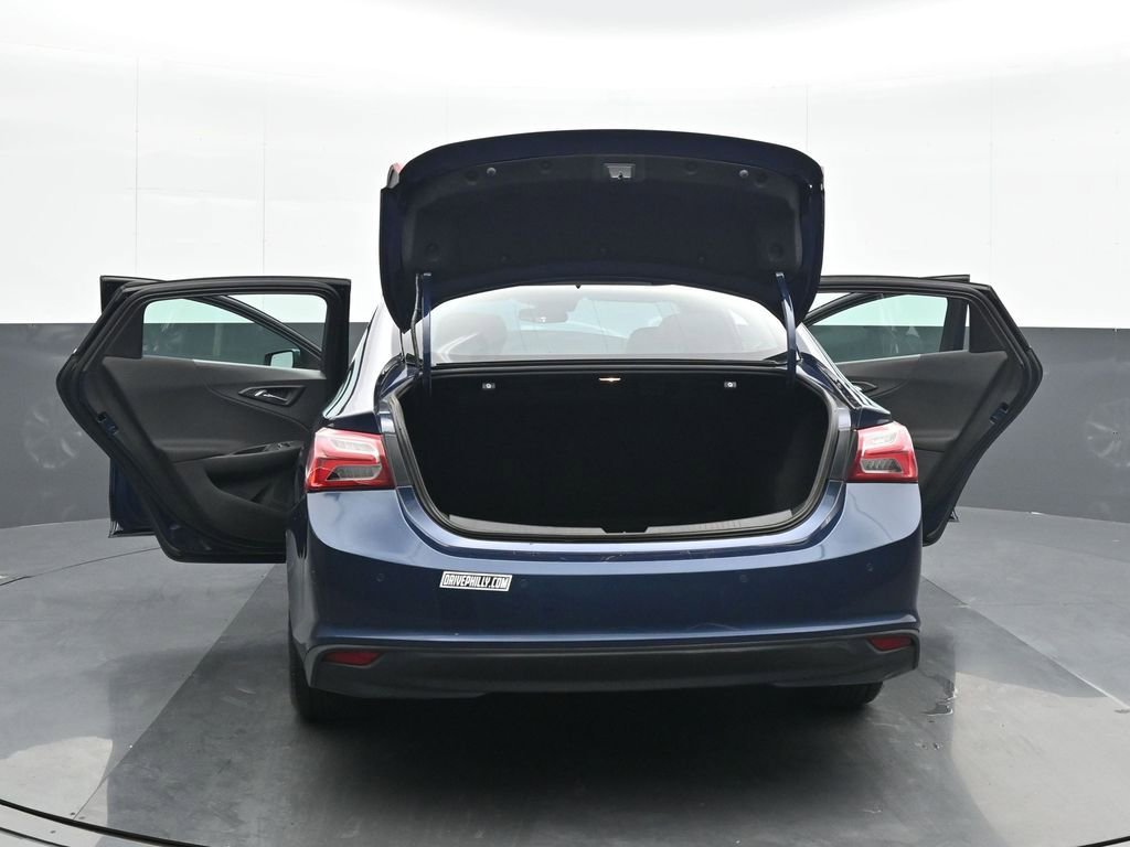 Used 2021 Chevrolet Malibu LT image 25